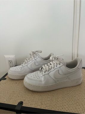 Nike Air Force 1 ‘07 White Low Top Sneakers